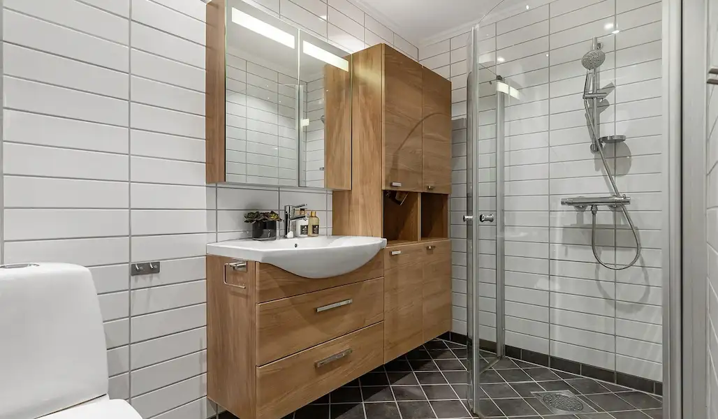 Shower Screen Kaca Tempered